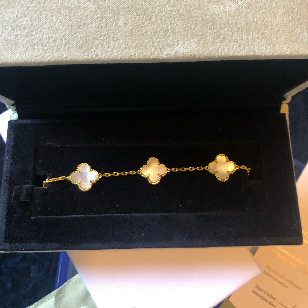 Elegant Gold and White Van Cleef & Arpels Bracelet